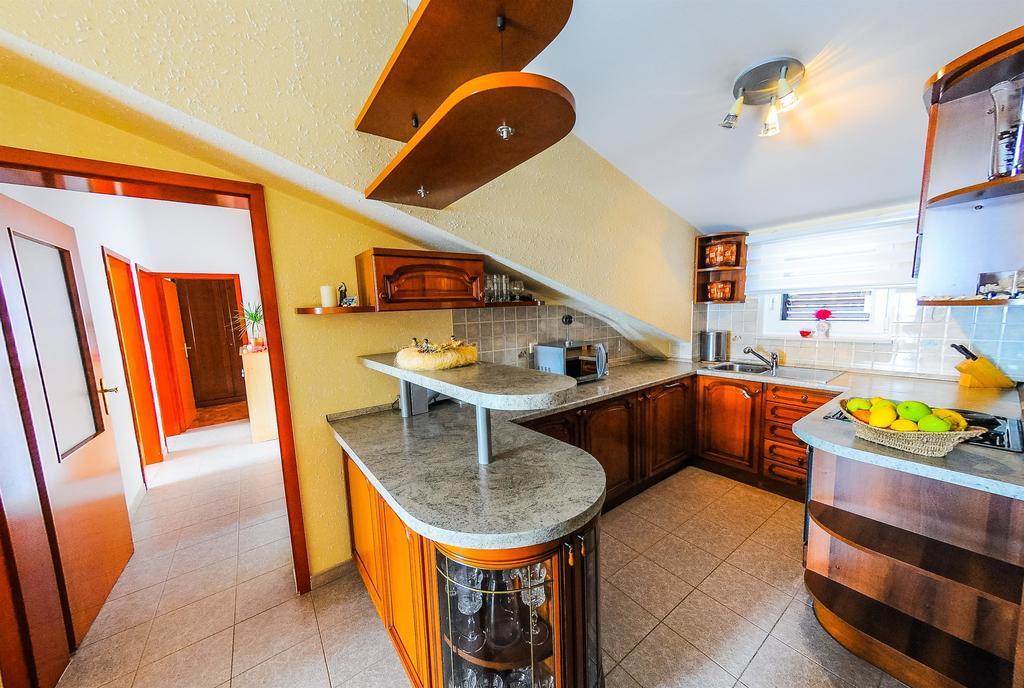 Apartments Marija Petricevic Podstrana Chambre photo