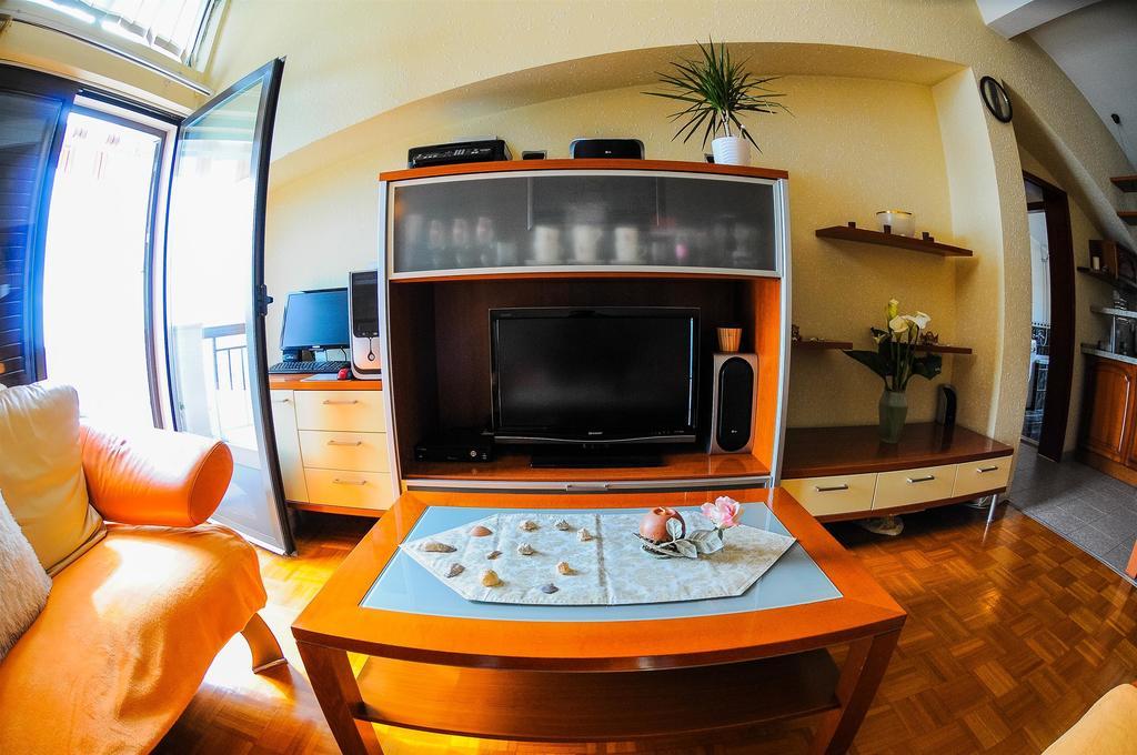 Apartments Marija Petricevic Podstrana Chambre photo